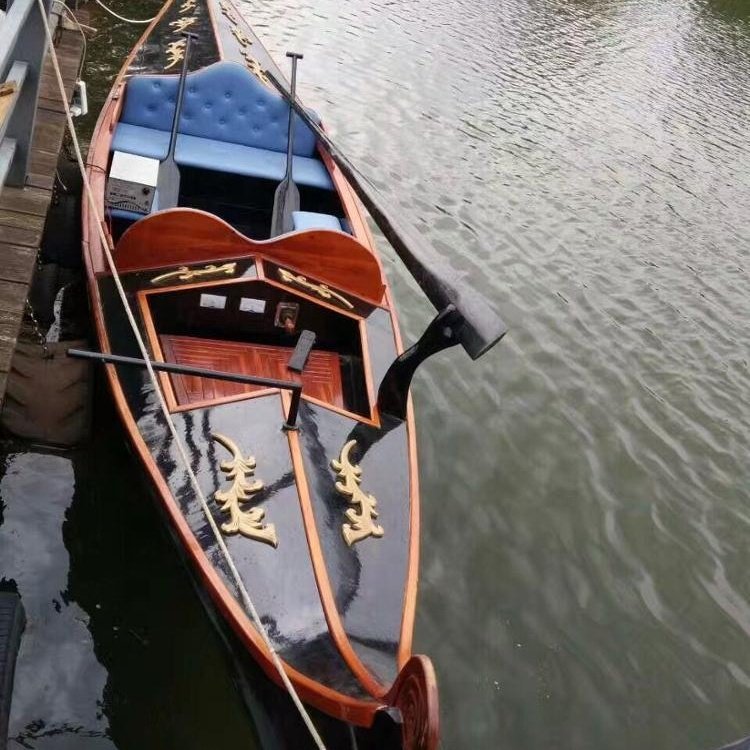 Popular Beautiful Exquisite Artistic Rowing Wood Gondola Boat with Good Price